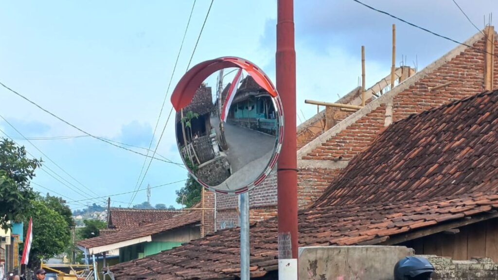 desain tanpa judul (32)